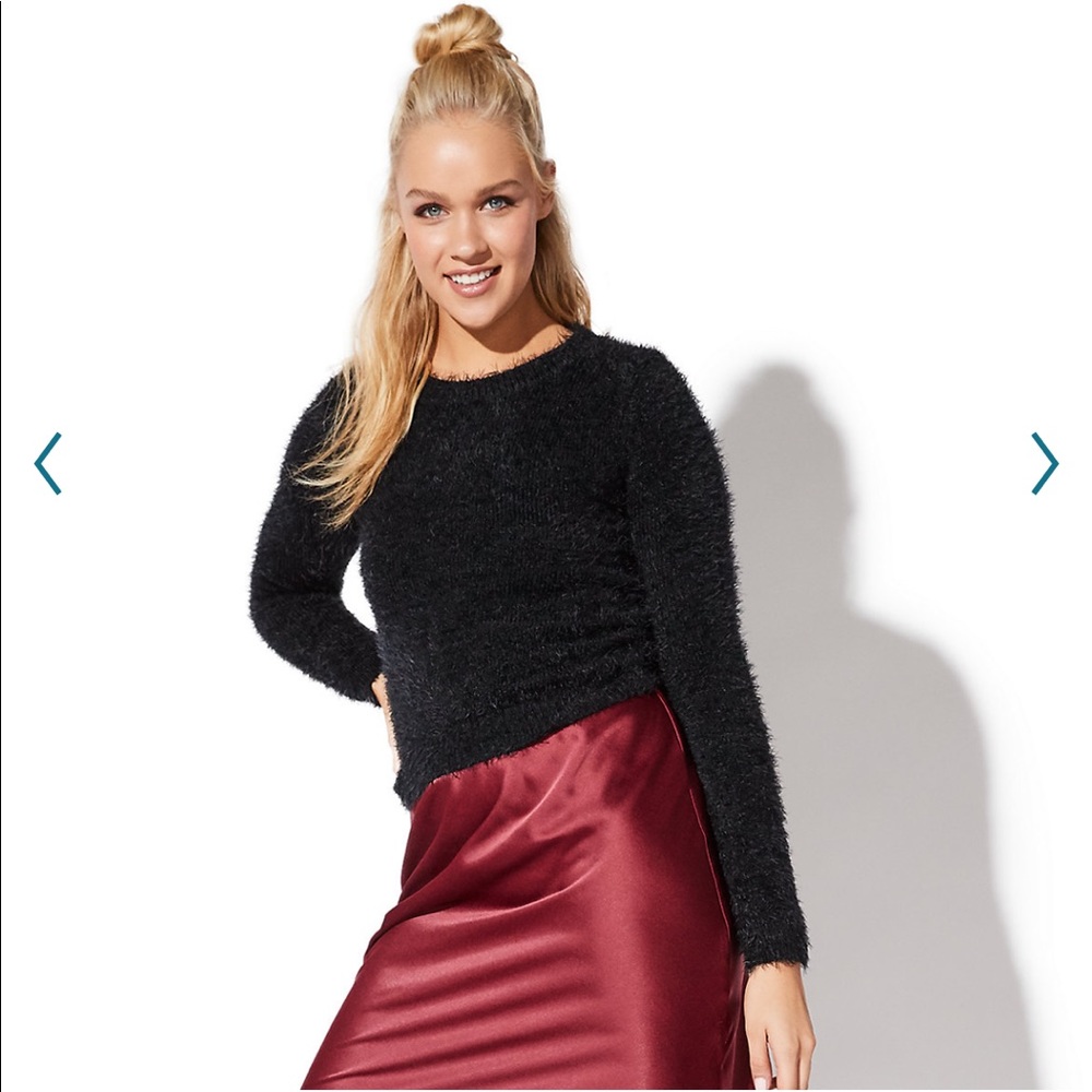 Vylette eye lash sweater fuzzy black size S
